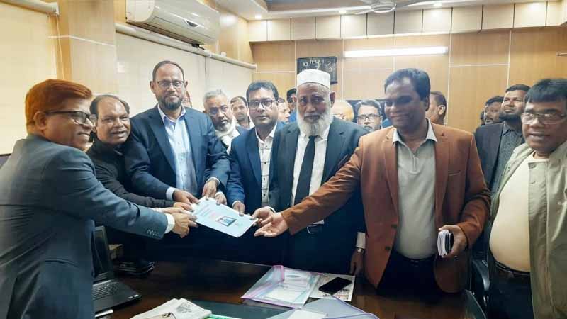একসঙ্গে মনোনয়নপত্র নিলেন সালাম পিন্টু ও সুলতান সালাউদ্দিন টুকু