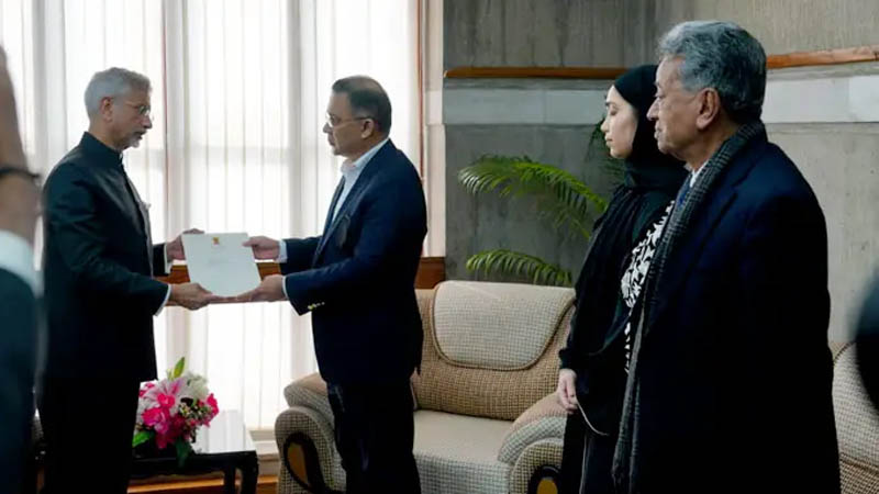 তারেক রহমানকে ভারতের শোকবার্তা পৌঁছে দিলেন জয়শঙ্কর