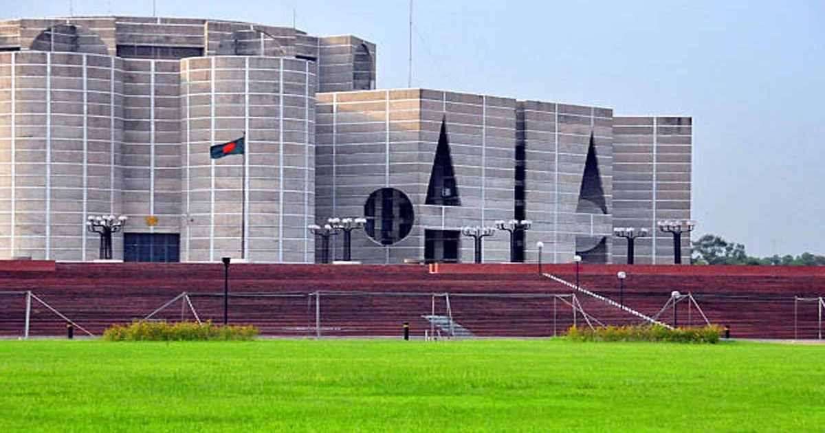 এমপিদের শপথ পড়াবেন সিইসি