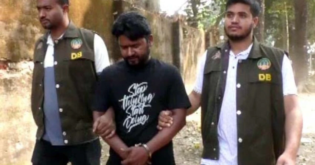 রংপুরে অবৈধভাবে মজুদ টিসিবি পণ্য উদ্ধারসহ গ্রেফতার ১