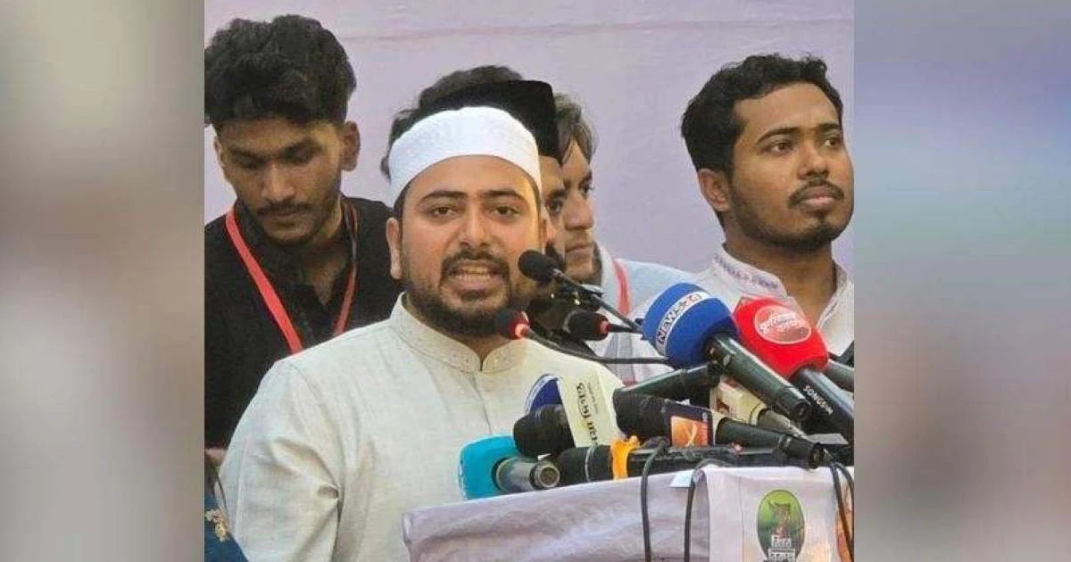 গণভোট নিয়ে আদালতকে প্রশ্নবিদ্ধ করা হচ্ছে: নাহিদ