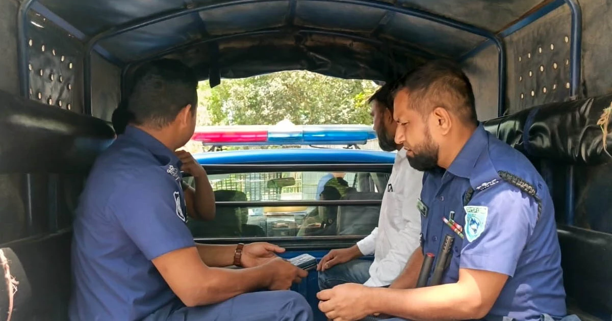 দাখিল পরীক্ষায় অসদুপায় অবলম্বন, কিশোরগঞ্জে ছাত্র-শিক্ষক বহিষ্কারসহ আটক-২