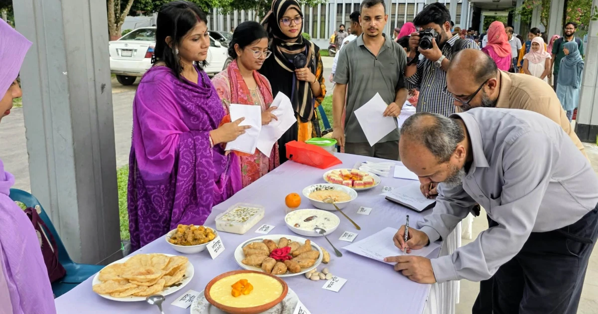 দুগ্ধ দিবসের প্রথম দিনে বাকৃবিতে চিত্রাঙ্কন ও রন্ধন প্রতিযোগিতার আয়োজন