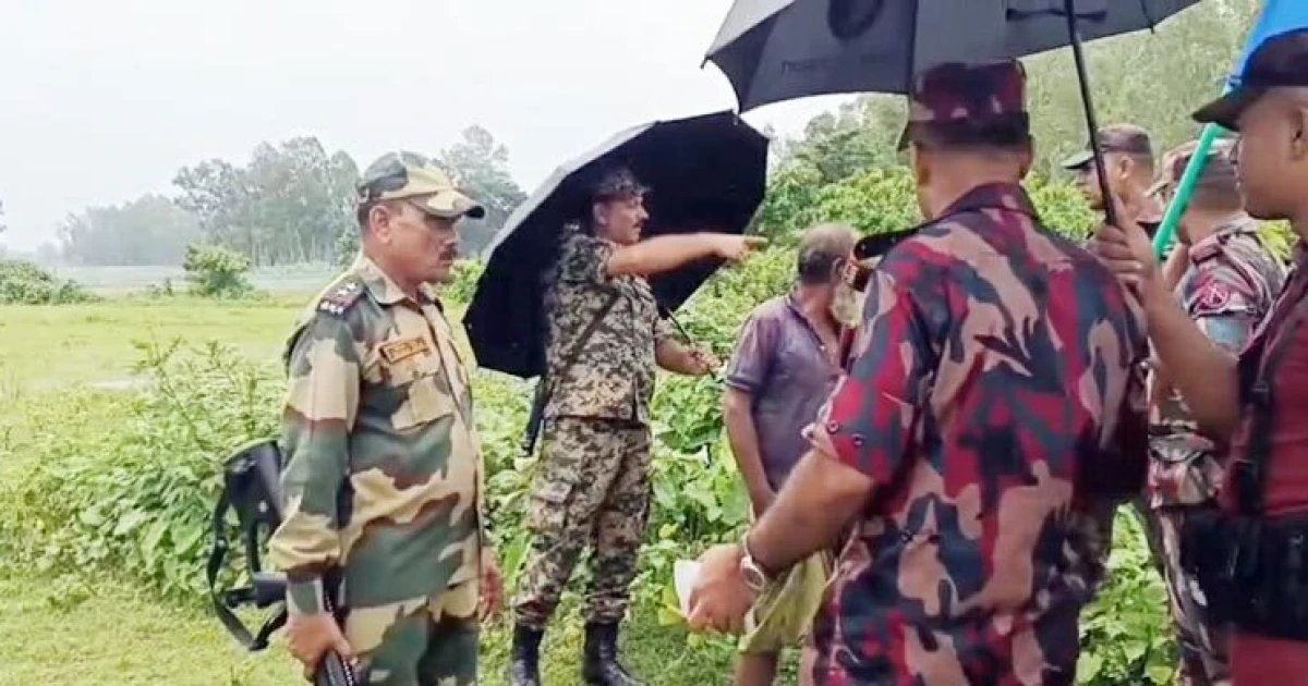 আপনারা গুলি করলে আমরা কি বসে থাকবো