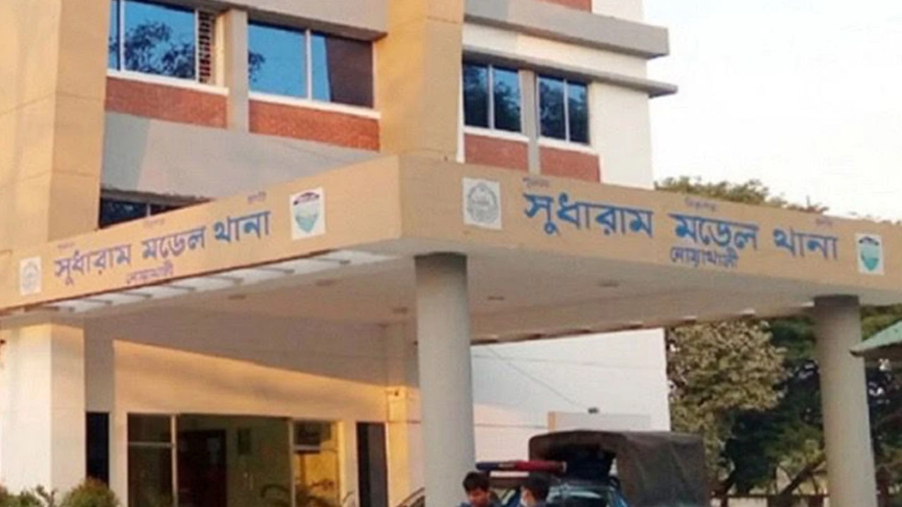 সিএনজি-কাভার্ডভ্যান সংঘর্ষে মাদ্রাসা ছাত্রের মৃত্যু